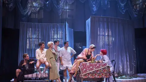 Estreno de Gypsy en el Teatro del Soho CaixaBank al estilo Broadway Antonio Banderas