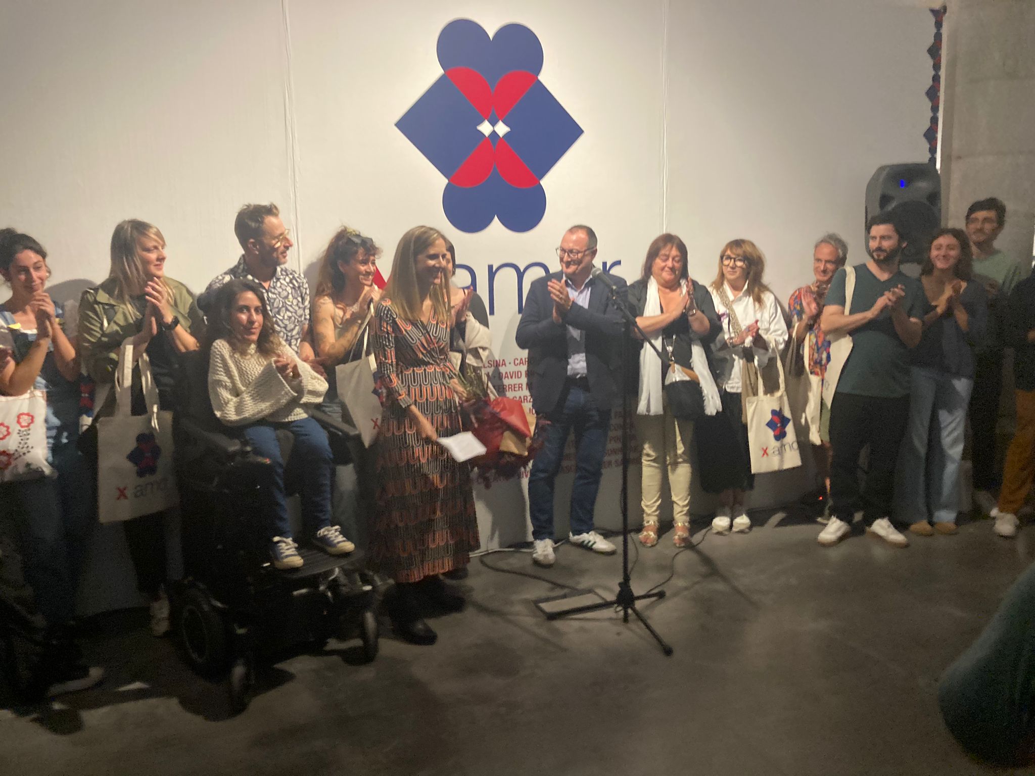 L'artista Joana Massó trencar estereotips a través de les seves il·lustracions a la mostra col·lectiva "X amor" L'artista Joana Massó trencar estereotips a través de les seves il·lustracions a la mostra col·lectiva "X amor"
