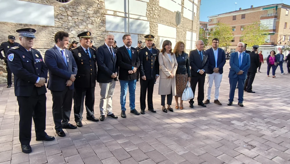 Las autoridades no han querido perderse la exhibición de la Policía Nacional de Ciudad Real Las autoridades no han querido perderse la exhibición de la Policía Nacional de Ciudad Real