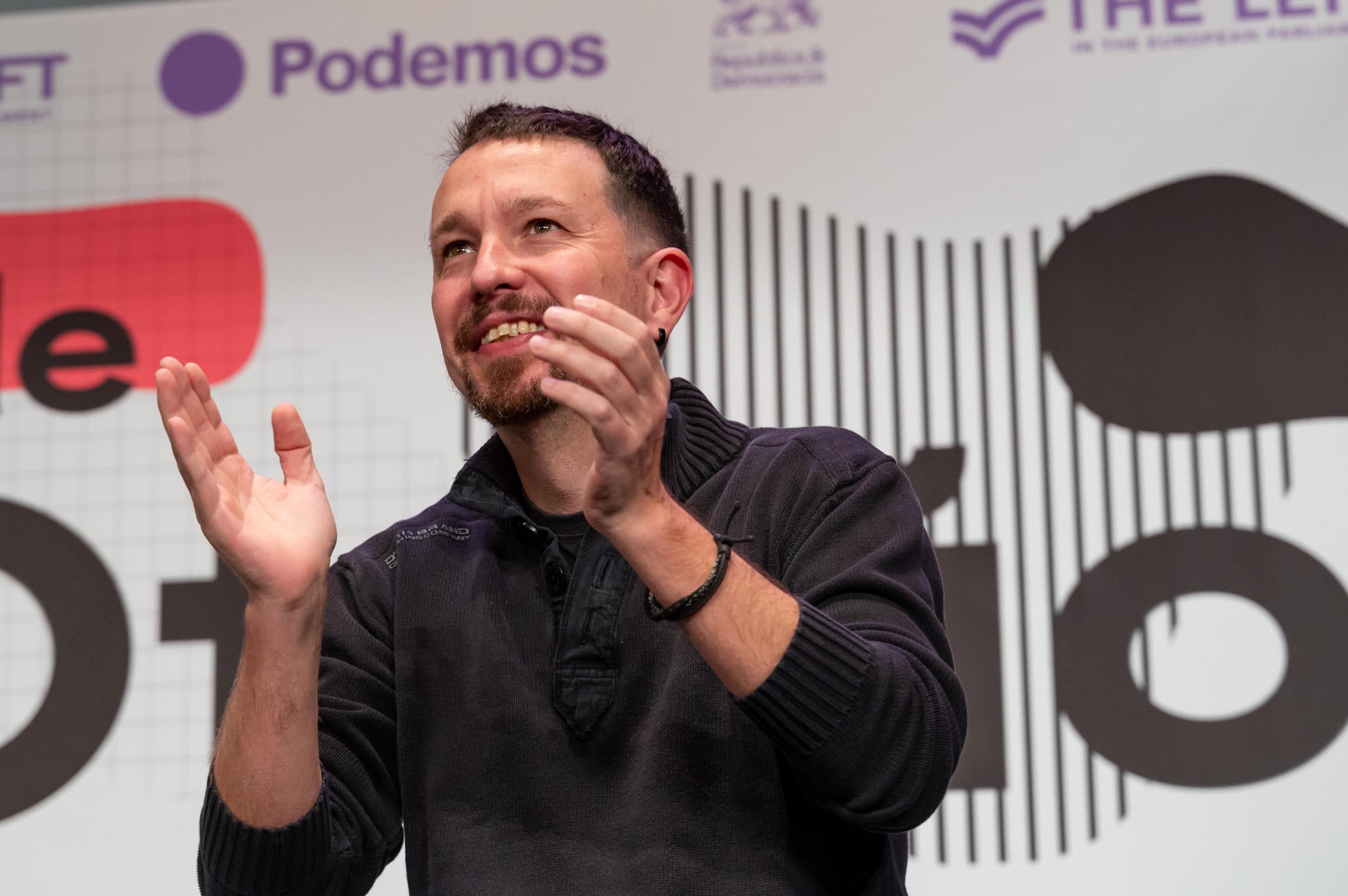 Iglesias anima a la izquierda a unirse "para doblar el brazo a Pedro Sánchez" Iglesias anima a la izquierda a unirse "para doblar el brazo a Pedro Sánchez"