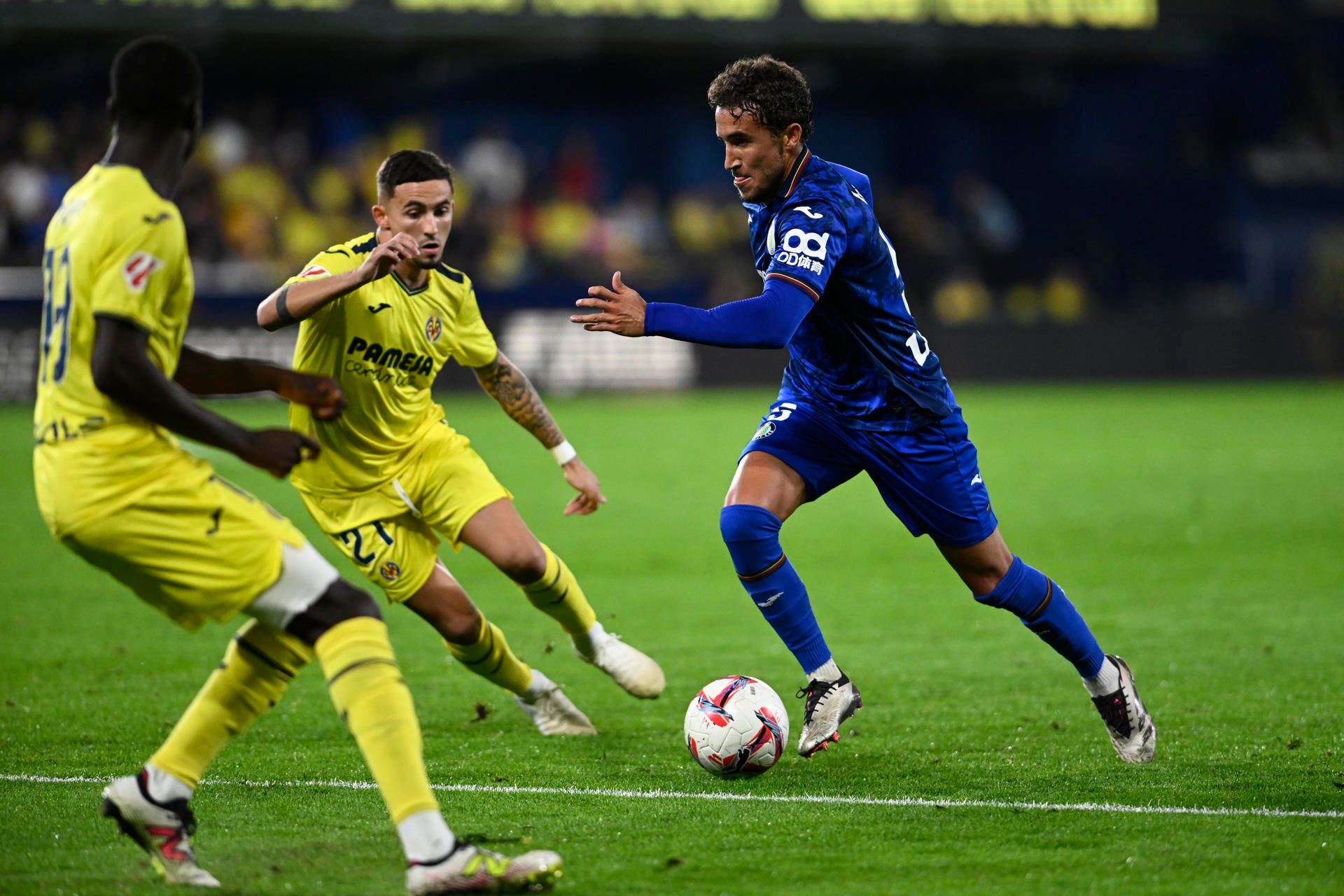 El Getafe remonta y salva el partido ante el Villareal con un empate en el marcador El Getafe remonta y salva el partido ante el Villareal con un empate en el marcador