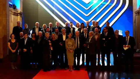 Juan Manuel Muñoz Aguirre y Miguel Ángel González ganan los Premios 'Ciudad de Badajoz' de Novela y Poesía Juan Manuel Muñoz Aguirre y Miguel Ángel González ganan los Premios 'Ciudad de Badajoz' de Novela y Poesía
