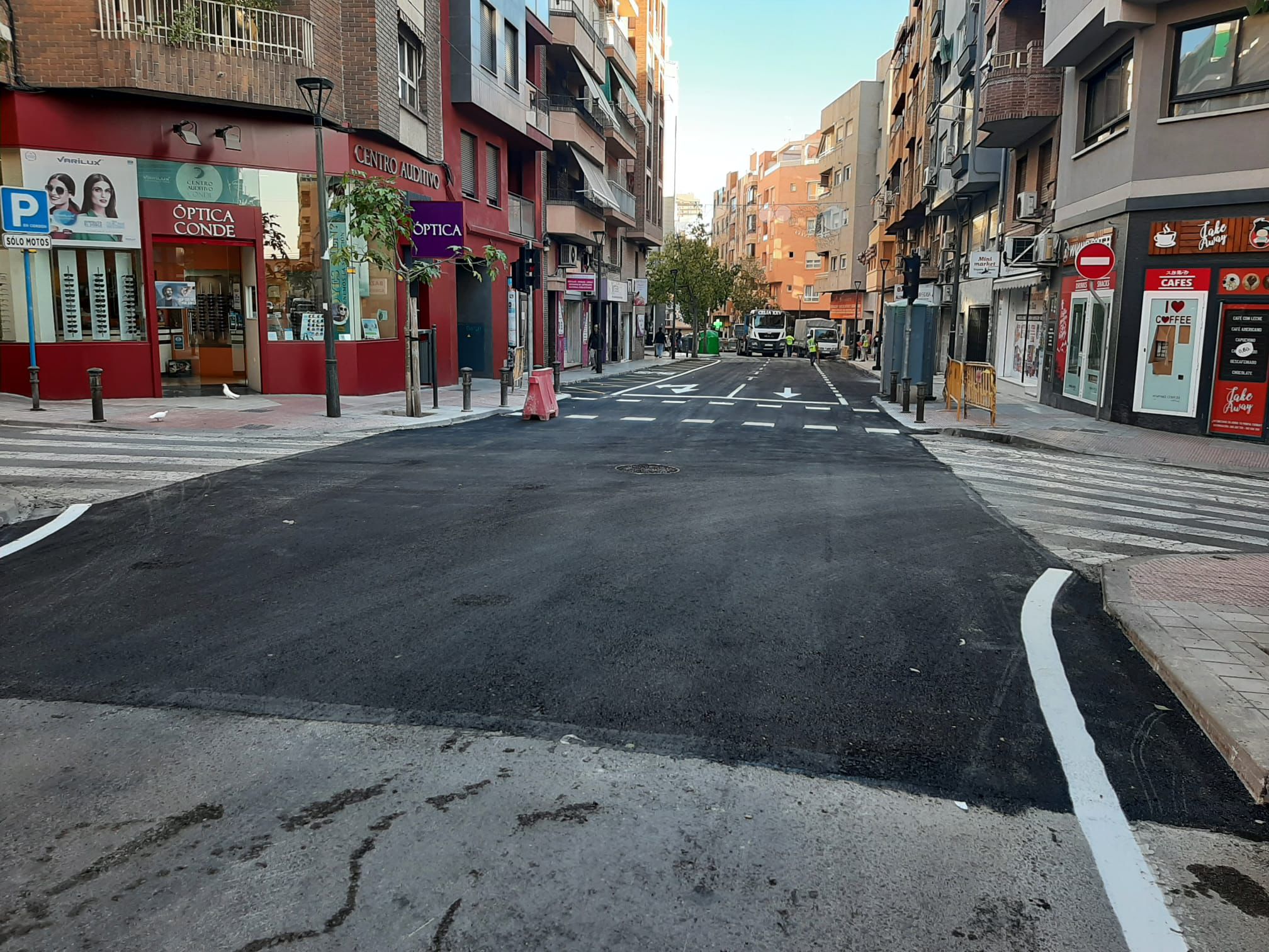Vuelve la circulación a Condes de Soto Ameno tras un hundimiento por la rotura del colector Vuelve la circulación a Condes de Soto Ameno tras un hundimiento por la rotura del colector
