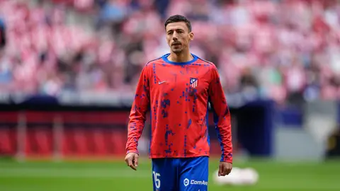 Lenglet estará un mes de baja Lenglet estará un mes de baja