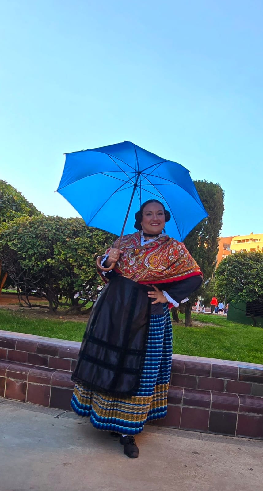 Los paraguas del Umbrella Sky de RES con la Manchega del Comercio y FECOM Los paraguas del Umbrella Sky de RES con la Manchega del Comercio y FECOM