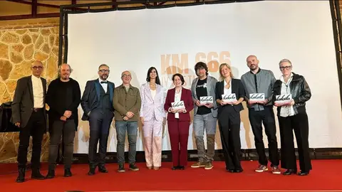 "La compañía", de José María Flores y la villafranquesa Mariana Cordero premiados en el Festival de Cortometrajes KM 666 "La compañía", de José María Flores y la villafranquesa Mariana Cordero premiados en el Festival de Cortometrajes KM 666