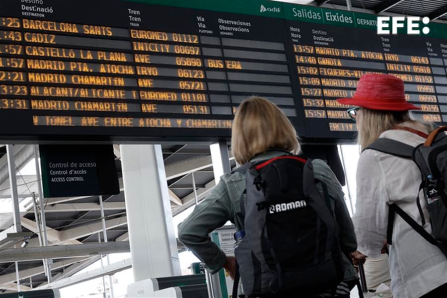 Los afectados por los retrasos o cancelación de trenes disponen de 3 meses para reclamar Los afectados por los retrasos o cancelación de trenes disponen de 3 meses para reclamar
