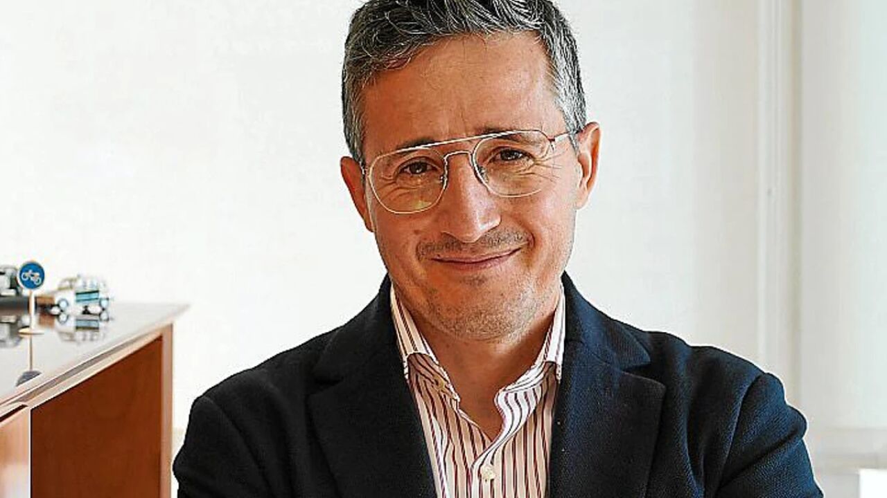 Roberto Algaba: “Si yo fuera taxi pirata en diciembre estaría preocupado porque cualquier usuario puede ser un detective privado” 