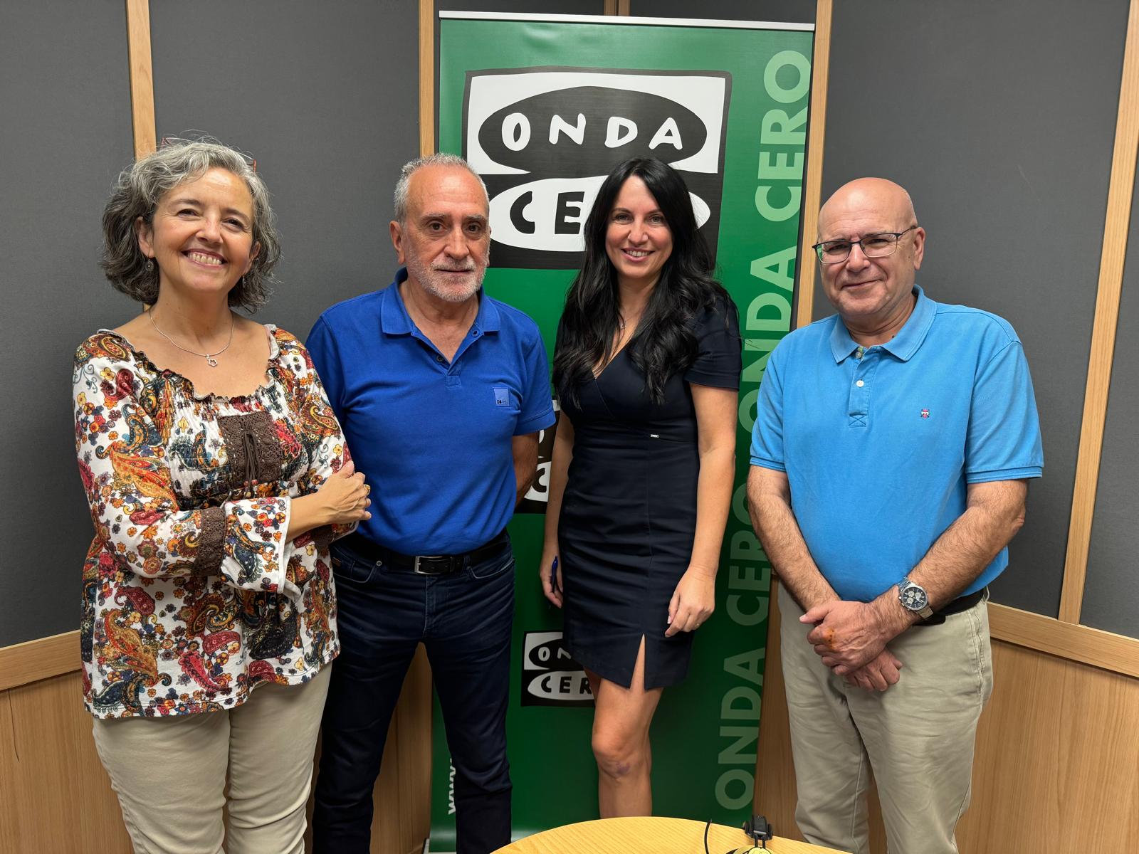 Fermín Espinós, la emblemática voz del tráfico en Alicante, se jubila tras 44 años de servicio público Fermín Espinós, la emblemática voz del tráfico en Alicante, se jubila tras 44 años de servicio público