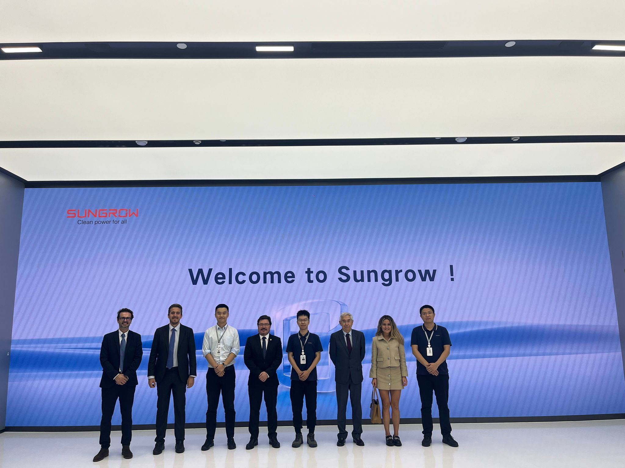 La delegación extremeña desplazada a China pone fin a una misión "intensiva e histórica de apertura al pujante mercado chino" La delegación extremeña desplazada a China pone fin a una misión "intensiva e histórica de apertura al pujante mercado chino"