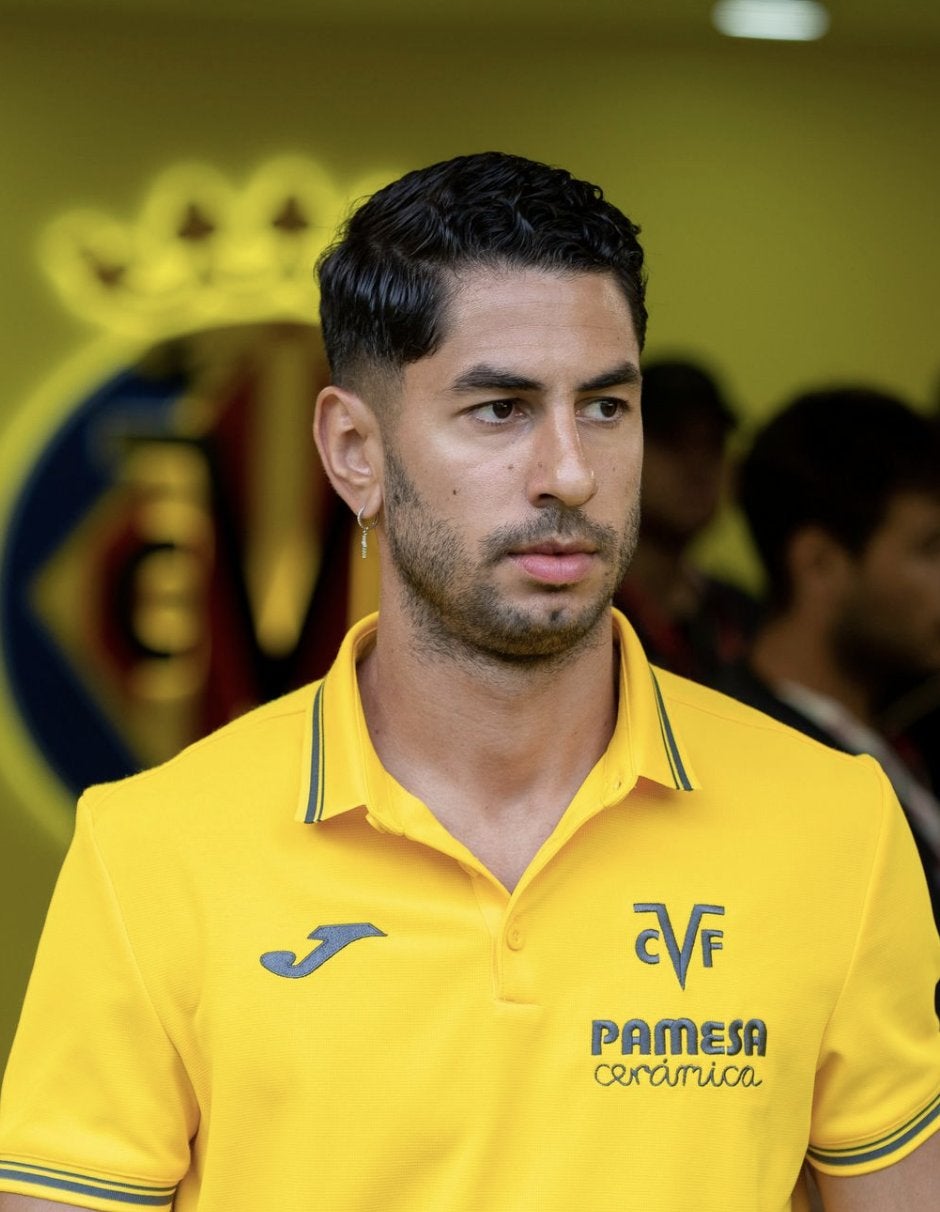 Ayoze se recupera de su lesión muscular y ya entrena a las órdenes de Marcelino Ayoze se recupera de su lesión muscular y ya entrena a las órdenes de Marcelino