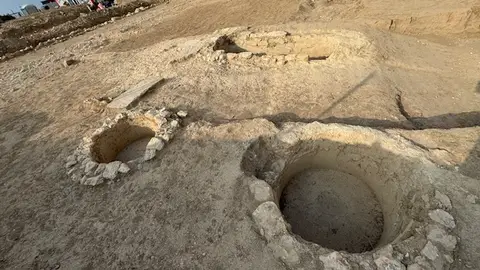 Nuevos restos arqueológicos en Villajoyosa refuerzan la presencia cartaginesa en la ciudad antes de la II Guerra Púnica Nuevos restos arqueológicos en Villajoyosa refuerzan la presencia cartaginesa en la ciudad antes de la II Guerra Púnica