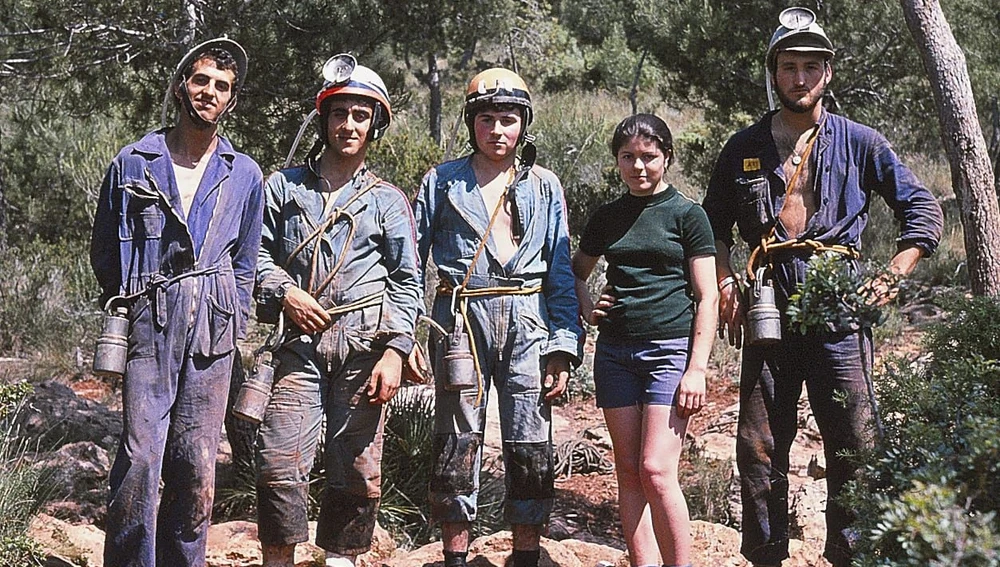 Grupo Espeleológico Comando Grupo Espeleológico Comando