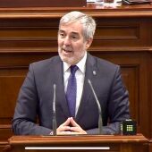 Fernando Clavijo en el Parlamento de Canarias