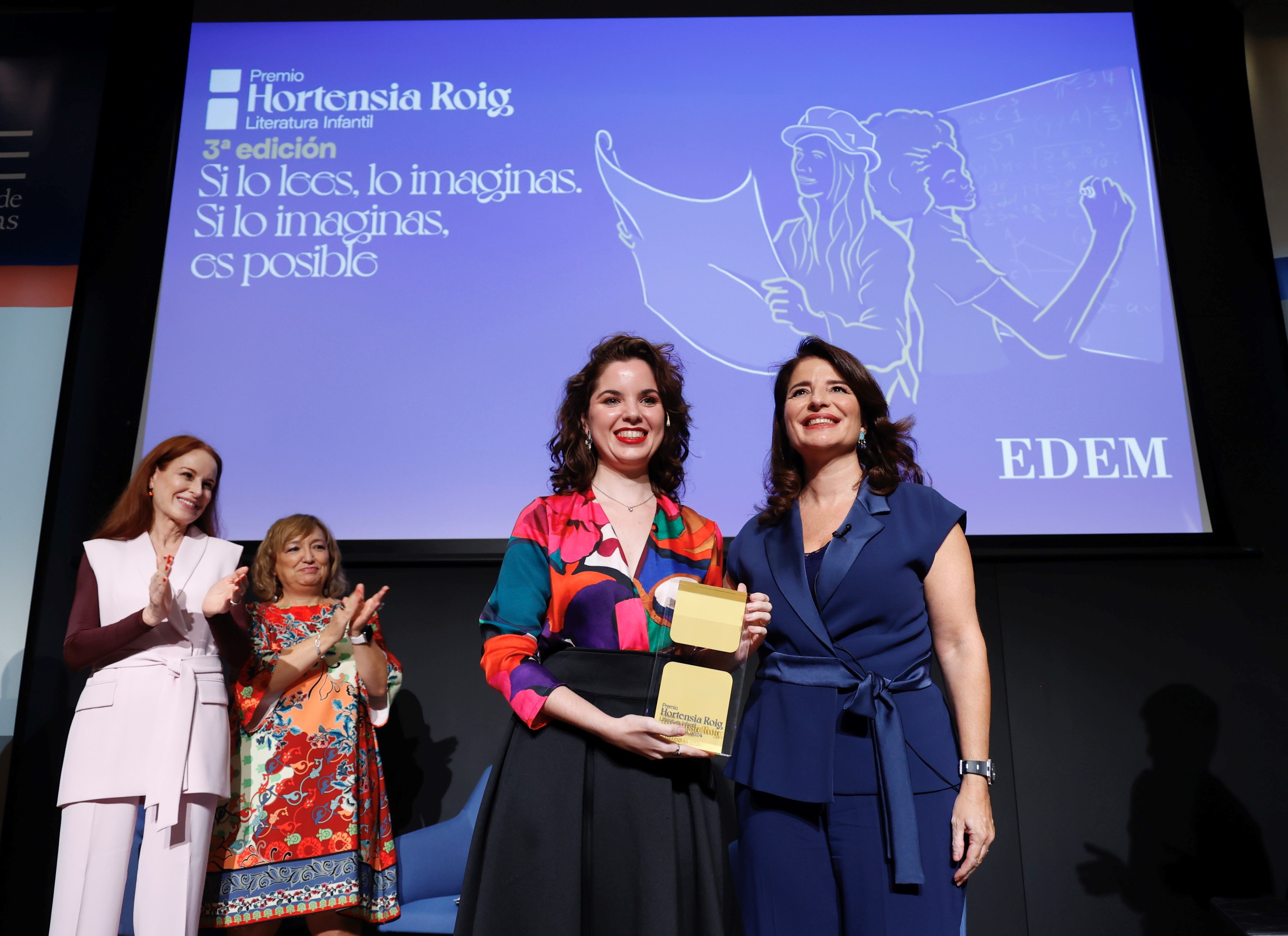 La valenciana Ainoa García, ganadora del Premio Hortensia Roig de literatura infantil La valenciana Ainoa García, ganadora del Premio Hortensia Roig de literatura infantil