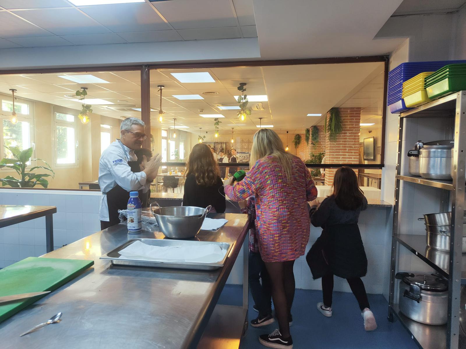 Cómo ser unos verdaderos chefs: aprendemos en la Escuela de Hostelería Cómo ser unos verdaderos chefs: aprendemos en la Escuela de Hostelería