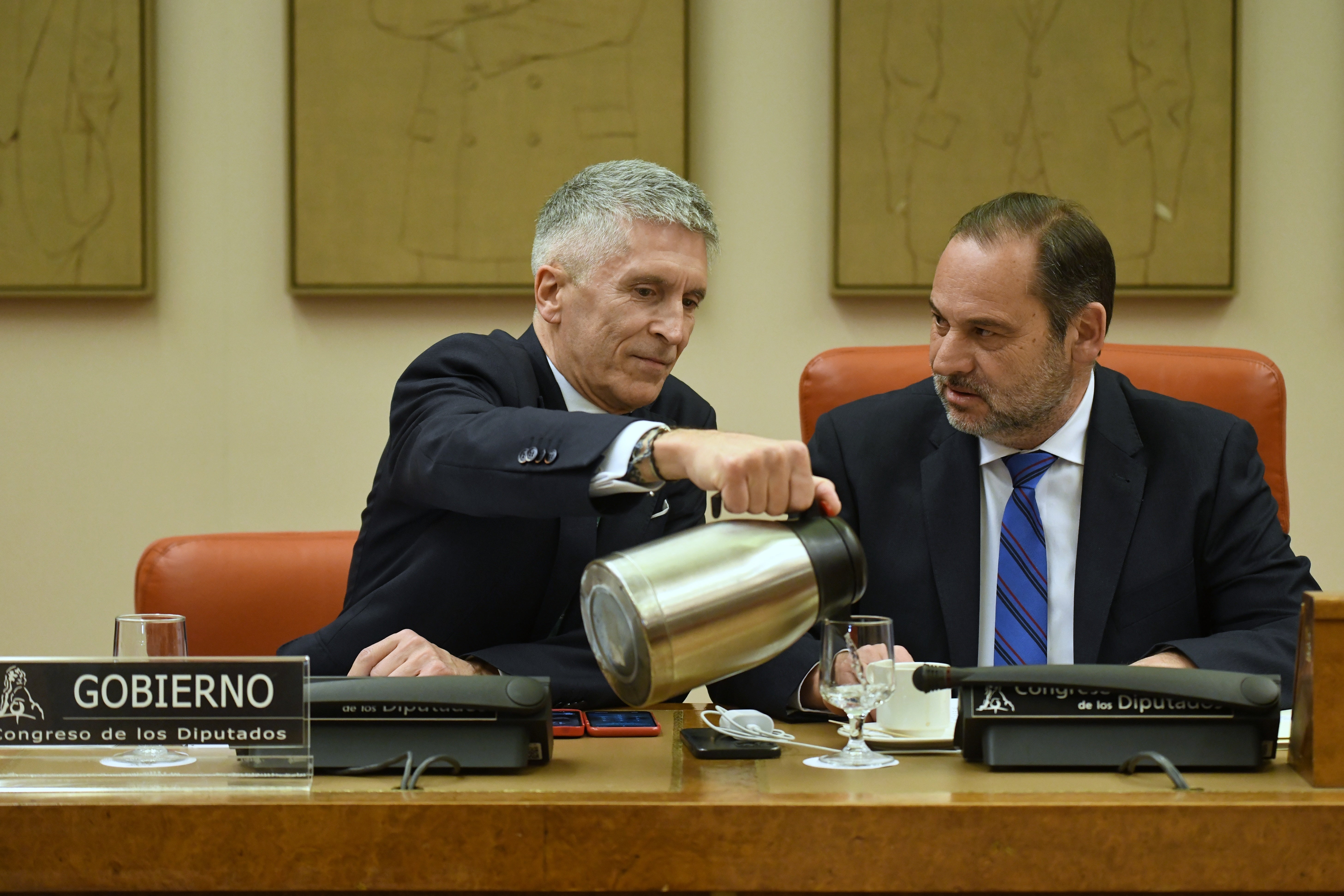 El "papel principal" de Ábalos en la trama apunta al PSOE y Sánchez: las preguntas sin resolver El "papel principal" de Ábalos en la trama apunta al PSOE y Sánchez: las preguntas sin resolver