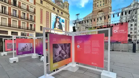 Exposición 'La mirada del paciente’ de Cinfa en la plaza de Callao de Madrid Exposición 'La mirada del paciente’ de Cinfa en la plaza de Callao de Madrid