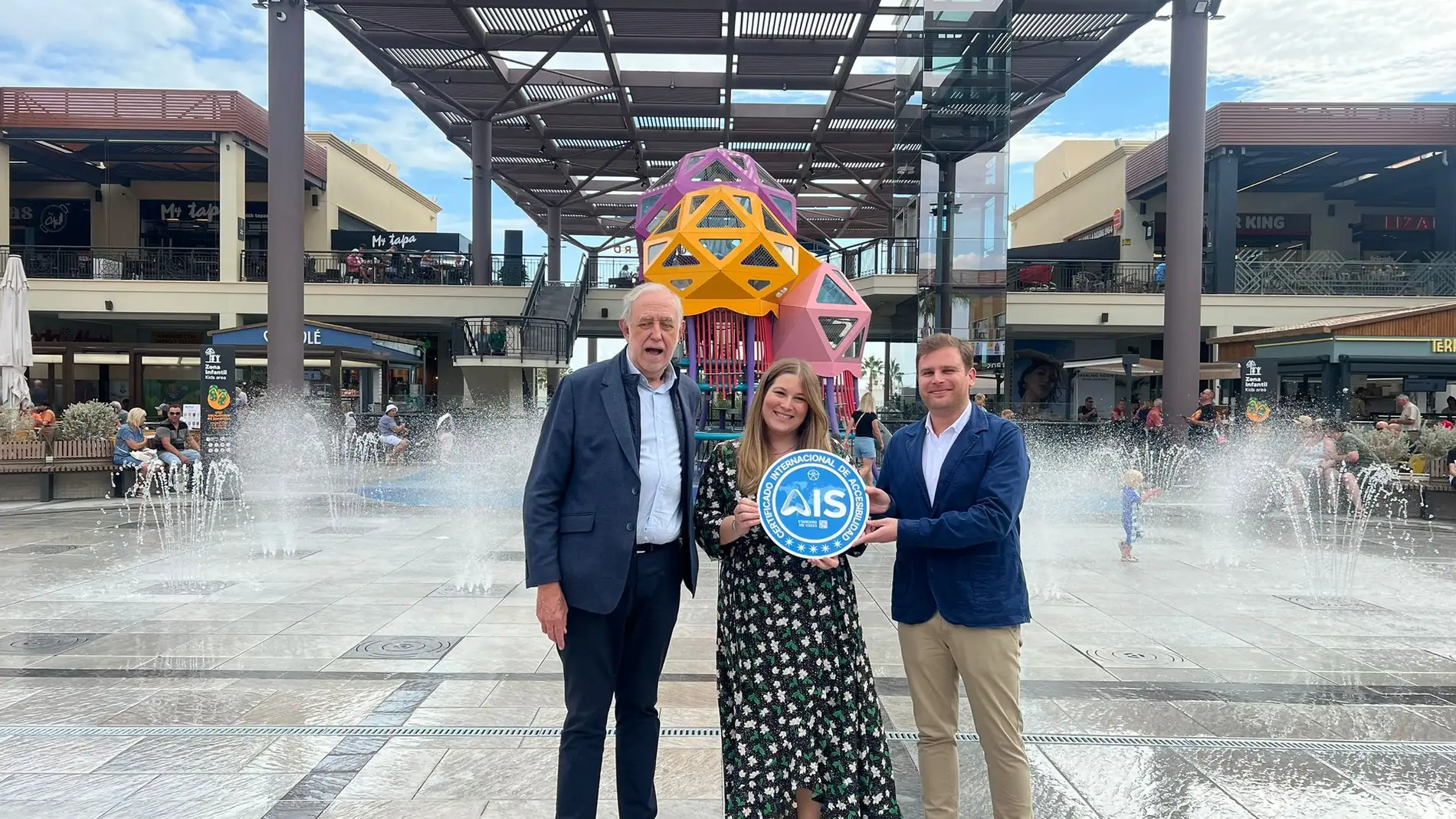 Zenia Boulevard obtiene 5 Estrellas de la certificación internacional de accesibilidad AIS Zenia Boulevard obtiene 5 Estrellas de la certificación internacional de accesibilidad AIS