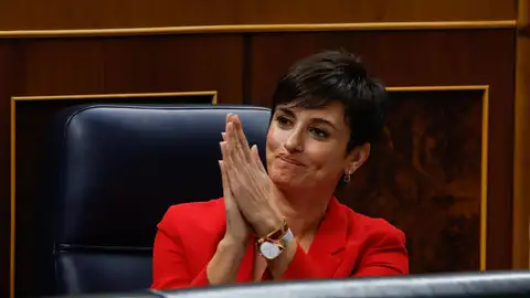 La ministra de Vivienda, Isabel Rodríguez, durante el Pleno del Congreso. La ministra de Vivienda, Isabel Rodríguez, durante el Pleno del Congreso.