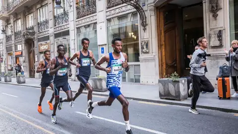 Lluvia de estrellas, como siempre, en el Medio Maratón Valencia Lluvia de estrellas, como siempre, en el Medio Maratón Valencia