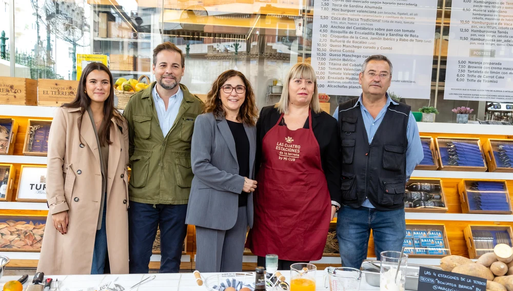 Maria Herrero, Carlos Valero, Anabel Navas, Ana Cocinitas y Aurelio Comes Maria Herrero, Carlos Valero, Anabel Navas, Ana Cocinitas y Aurelio Comes