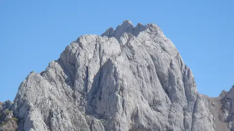 Peña Santa de Enol Peña Santa de Enol