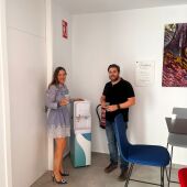 Nules y Facsa instalan dispensadores de agua para facilitar el acceso al agua de grifo a la ciudadanía