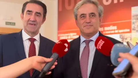 El consejero de Gestión Forestal aborda con su homólogo de Castilla y León la colaboración en prevención y extinción de incendios El consejero de Gestión Forestal aborda con su homólogo de Castilla y León la colaboración en prevención y extinción de incendios