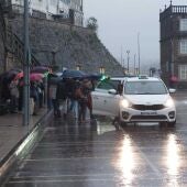 El Concello de Santiago tramita expedientes a taxistas tras detectar incumplimientos en los turnos del aeropuerto