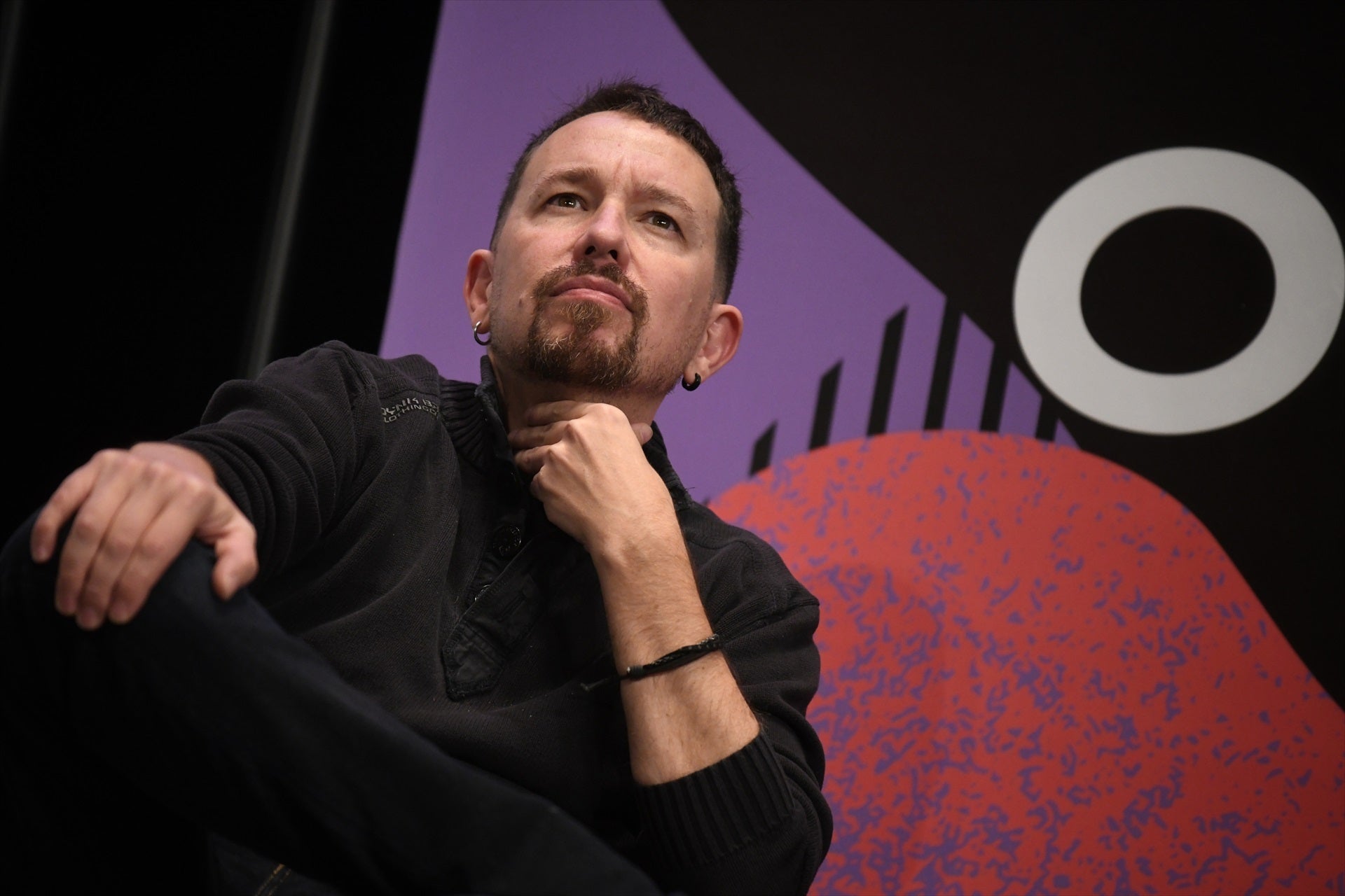 Pablo Iglesias anuncia la reapertura de la taberna Garibaldi en Lavapiés gracias a un crowdfunding de 140.000 euros Pablo Iglesias anuncia la reapertura de la taberna Garibaldi en Lavapiés gracias a un crowdfunding de 140.000 euros