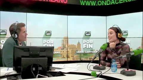 Adriana Torrebejano presenta 'A qué estás esperando': "Es una serie muy cómica con toques de drama, como la vida misma" Adriana Torrebejano presenta 'A qué estás esperando': "Es una serie muy cómica con toques de drama, como la vida misma"