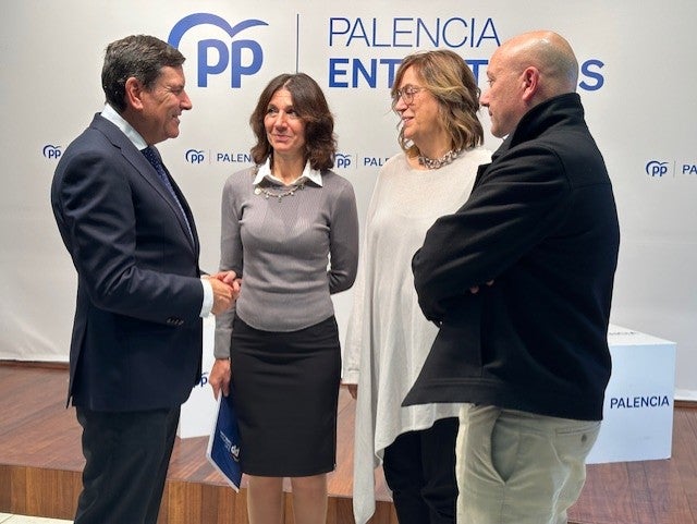 El PP defiende la propuesta de presupuestos de la Junta por su inversión para Palencia y su defensa de los servicios públicos El PP defiende la propuesta de presupuestos de la Junta por su inversión para Palencia y su defensa de los servicios públicos