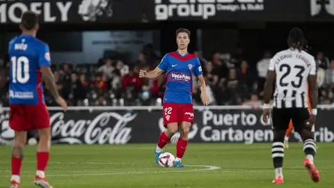 Affengruber avanza metros en el duelo en Cartagonova. Affengruber avanza metros en el duelo en Cartagonova.