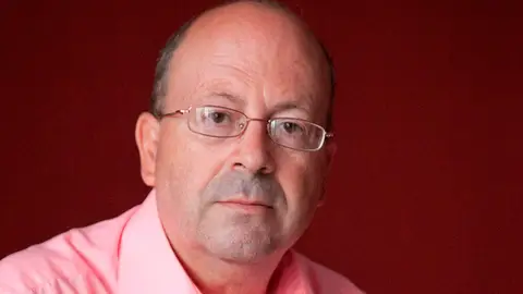 Juan Fco Tortosa estrena su obra para guitarra y orquesta 'Edinburg'. Juan Fco Tortosa estrena su obra para guitarra y orquesta 'Edinburg'.