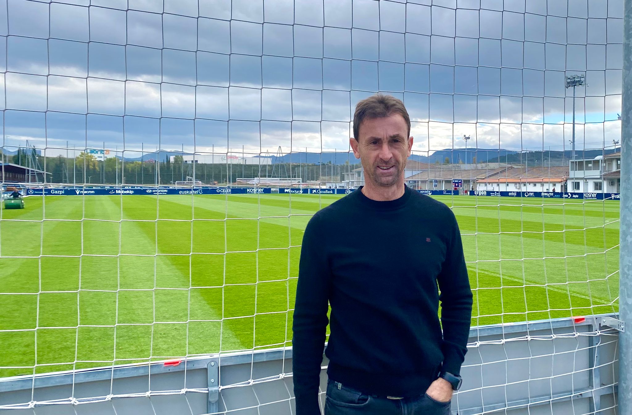 Santi Castillejo: "No hemos cortado el paso a nadie por traer fichajes" Santi Castillejo: "No hemos cortado el paso a nadie por traer fichajes"