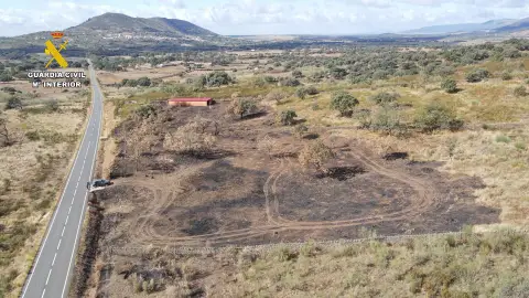 Detenido por provocar de forma intencionada dos incendios forestales en Logrosán Detenido por provocar de forma intencionada dos incendios forestales en Logrosán