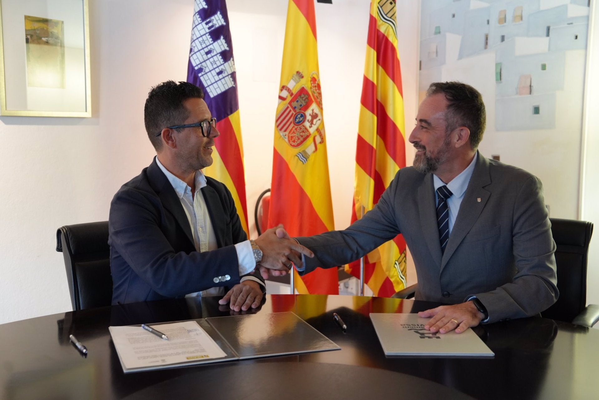 El Govern presenta en Ibiza actuaciones que permitirán construir 750 viviendas a precios asequibles en la Isla El Govern presenta en Ibiza actuaciones que permitirán construir 750 viviendas a precios asequibles en la Isla