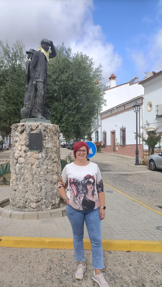 La alcaldesa, Inmaculada Morales, contó a los oyentes de Onda Cero las fiestas y tradiciones que se celebran en el municipio durante el año. La alcaldesa, Inmaculada Morales, contó a los oyentes de Onda Cero las fiestas y tradiciones que se celebran en el municipio durante el año.
