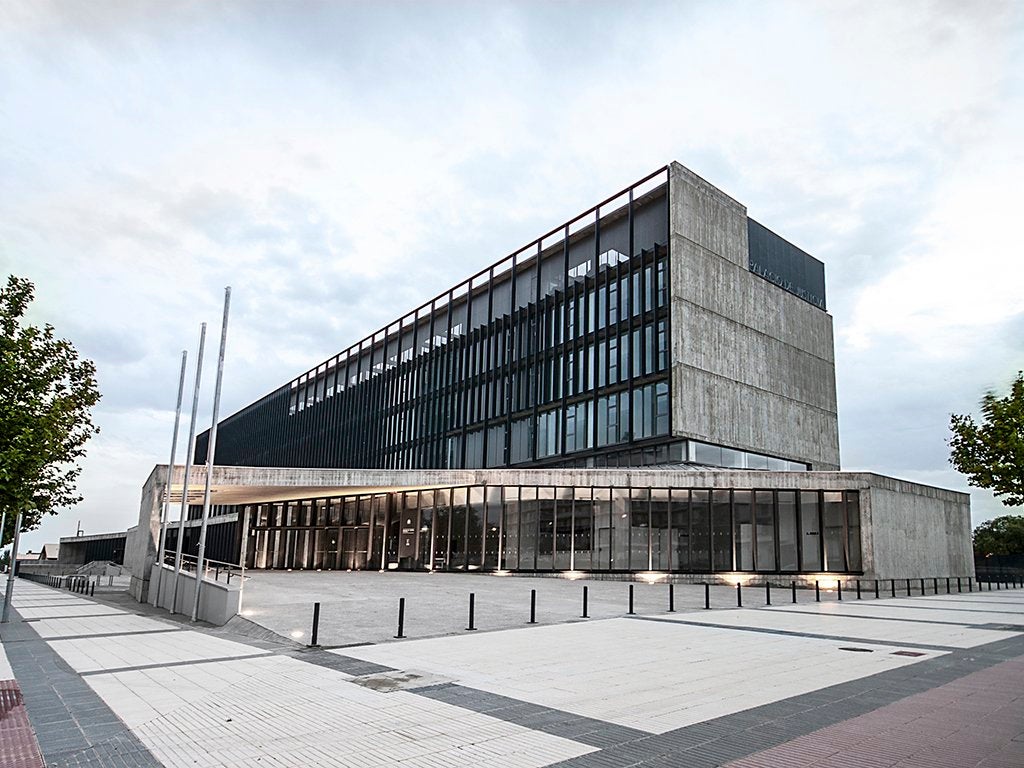 Condenado a cuatro años de cárcel el conductor del camión que mató a una familia en Chalamera Condenado a cuatro años de cárcel el conductor del camión que mató a una familia en Chalamera