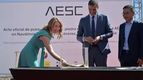 Guardiola reivindicará este viernes ante Sánchez que el Gobierno tiene "una deuda con Extremadura" que no puede aplazar Guardiola reivindicará este viernes ante Sánchez que el Gobierno tiene "una deuda con Extremadura" que no puede aplazar