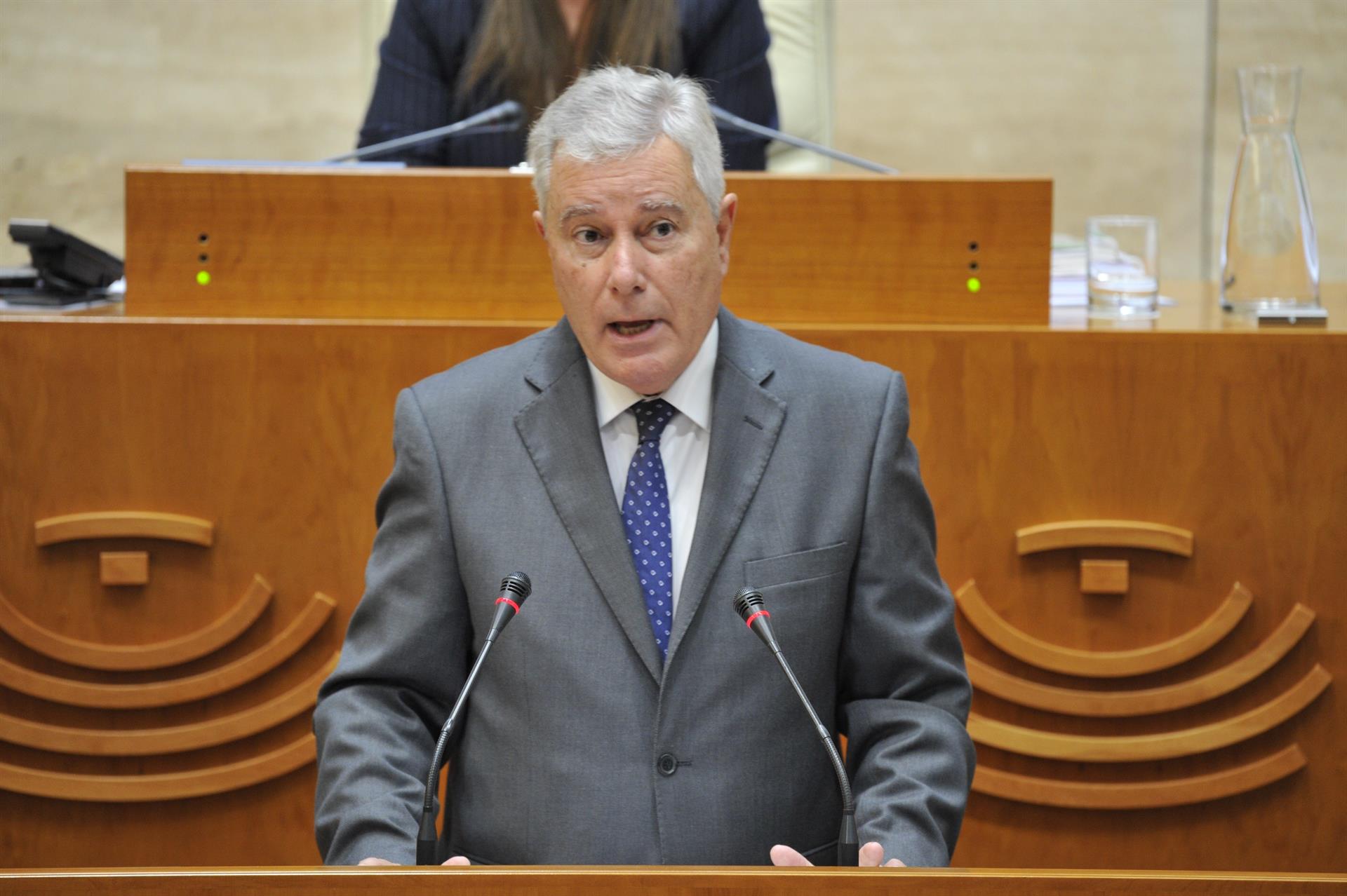 La Asamblea de Extremadura, con votos de PP y Vox, pide al Gobierno un pacto de Estado y modificar la ley de vivienda La Asamblea de Extremadura, con votos de PP y Vox, pide al Gobierno un pacto de Estado y modificar la ley de vivienda