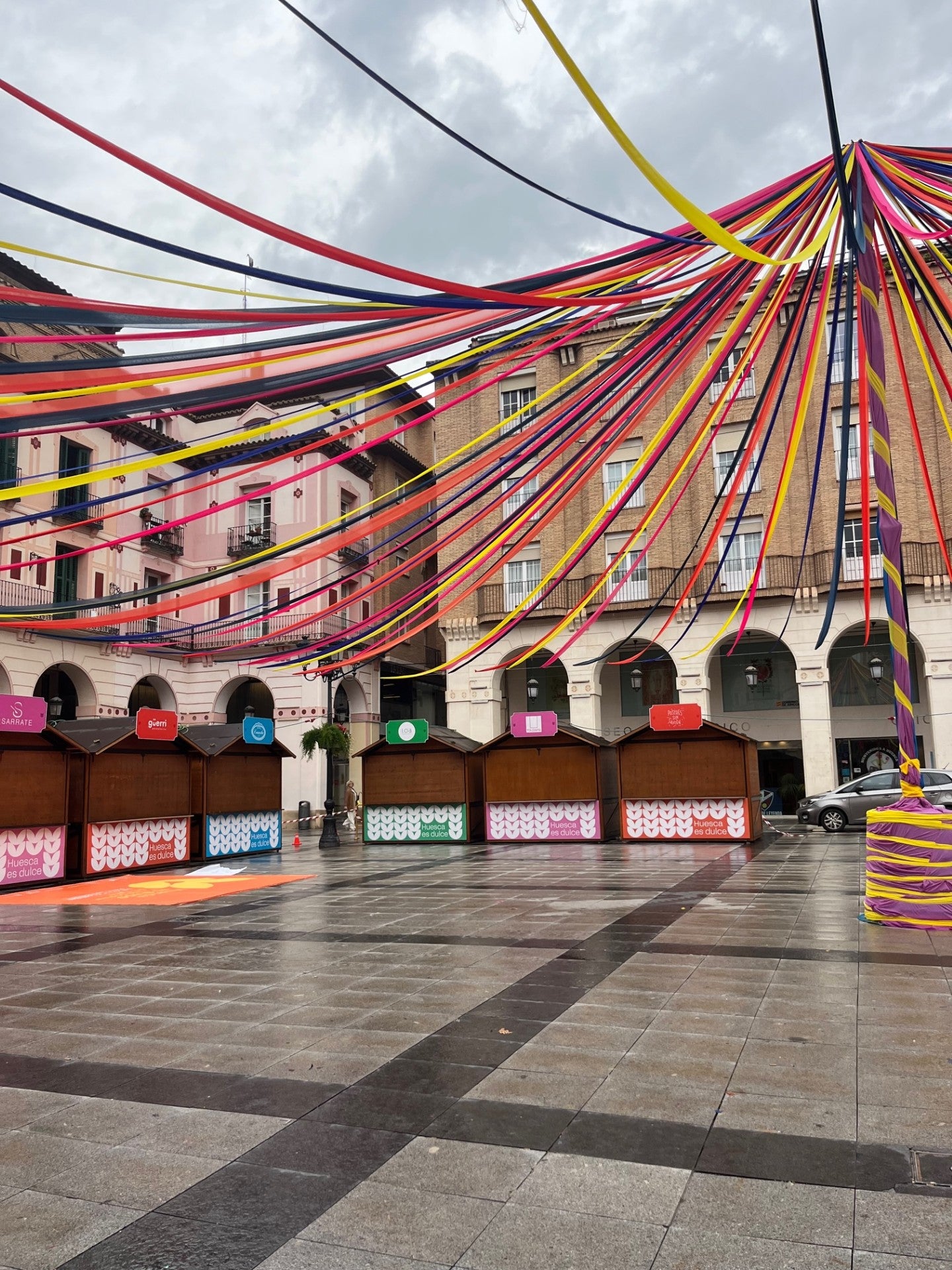 Huesca acoge la I Feria Popular del Dulce Huesca acoge la I Feria Popular del Dulce
