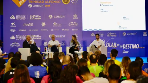 25.000 corredores se dan cita en el Medio Maratón de Valencia 25.000 corredores se dan cita en el Medio Maratón de Valencia