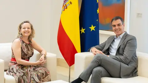 Imagen de archivo de Nadia Calviño y Pedro Sánchez en la Moncloa Imagen de archivo de Nadia Calviño y Pedro Sánchez en la Moncloa