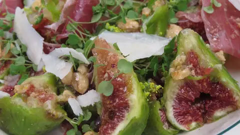 Ensalada de higos, paletilla y queso, la receta de Robin Food Ensalada de higos, paletilla y queso, la receta de Robin Food