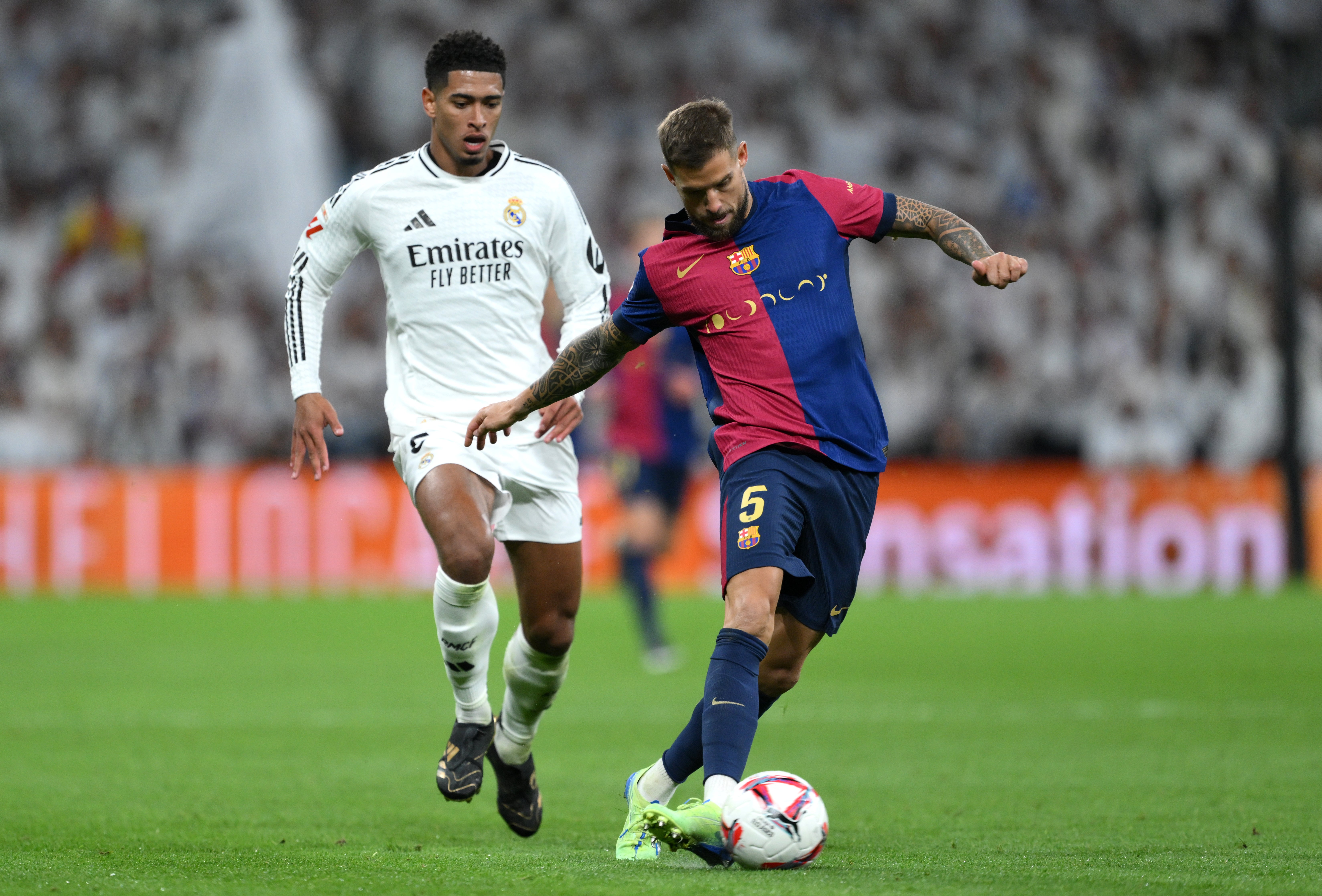 El Barcelona arrolla y golea al Real Madrid en el Santiago Bernabéu El Barcelona arrolla y golea al Real Madrid en el Santiago Bernabéu