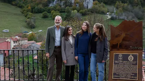 La familia real visita Sotres en el corazón de los Picos de Europa, pueblo ejemplar 2024 La familia real visita Sotres en el corazón de los Picos de Europa, pueblo ejemplar 2024