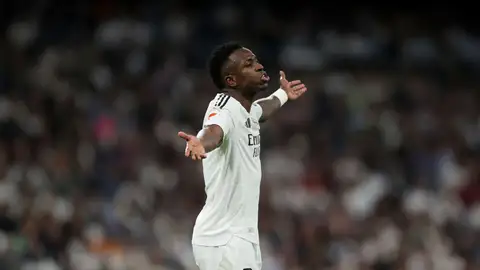 Vinicius Junior protesta durante un partido con el Real Madrid Vinicius Junior protesta durante un partido con el Real Madrid
