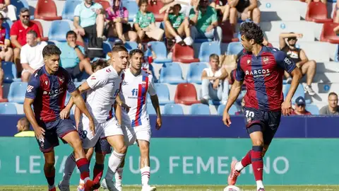 Imagen del partido entre el Levante y el Eldense. Imagen del partido entre el Levante y el Eldense.